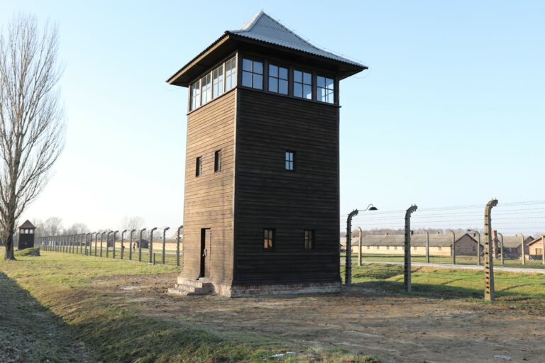 Wieże Auschwitz już po konserwacji