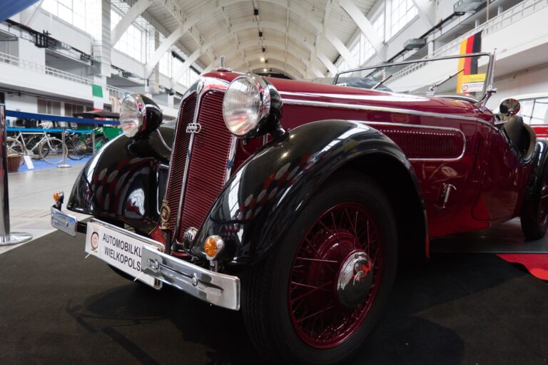 Mercedesy, Fiaty, Żuki – kultowe auta w Muzeum Motoryzacji na MTP