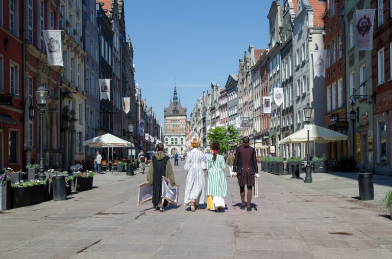 Poznaj miasto dzięki letnim spacerom z Muzeum Gdańska