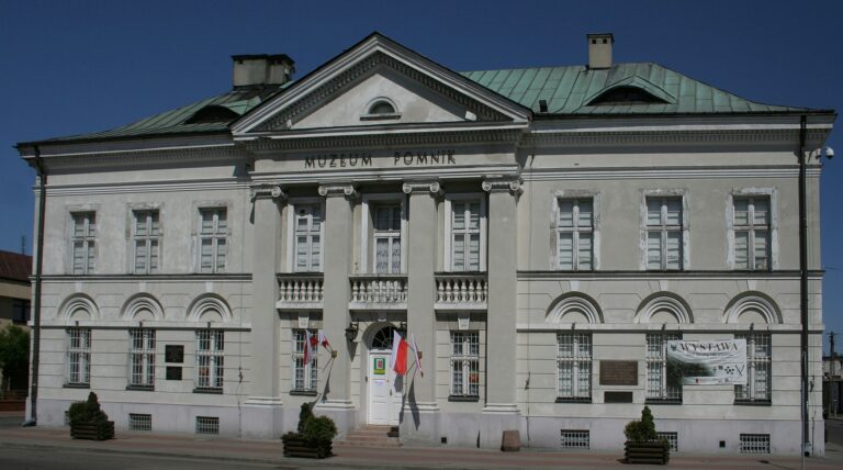 Historyk w Muzeum Ziemi Sochaczewskiej i Pola Bitwy nad Bzurą