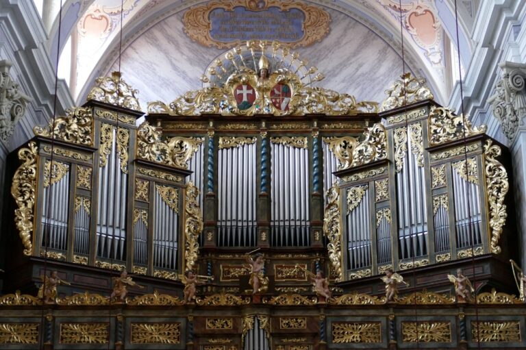 Trzysta lat muzyki organowej