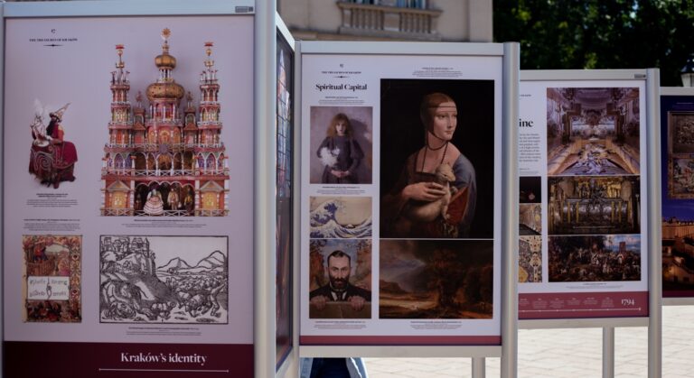 „Skarby Krakowa”. Wystawa wędrowna z okazji 45-lecia wpisu na Listę Światowego Dziedzictwa UNESCO