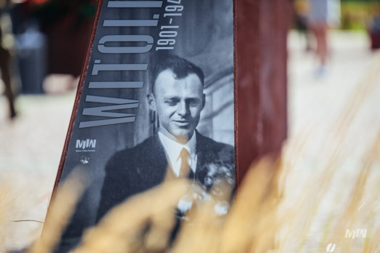 Wernisaż plenerowej wystawy „Twarz Odwagi. Witold Pilecki (1901-1948)”