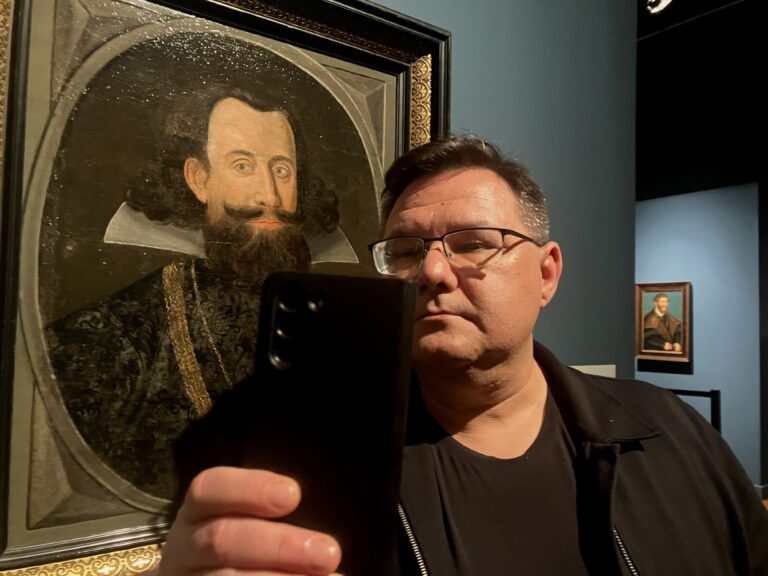 #MuseumSelfieDay