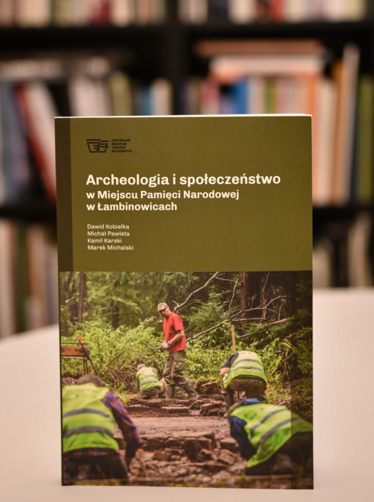 Archeologia i społeczeństwo w Miejscu Pamięci Narodowej w Łambinowicach – publikacja